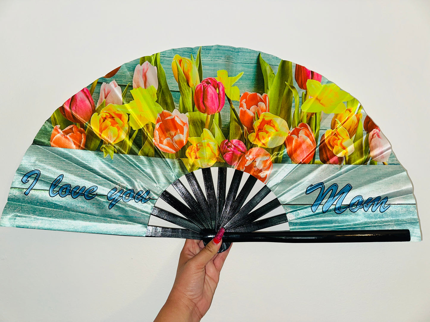 I love you, Mom (Tulips) (Fan)