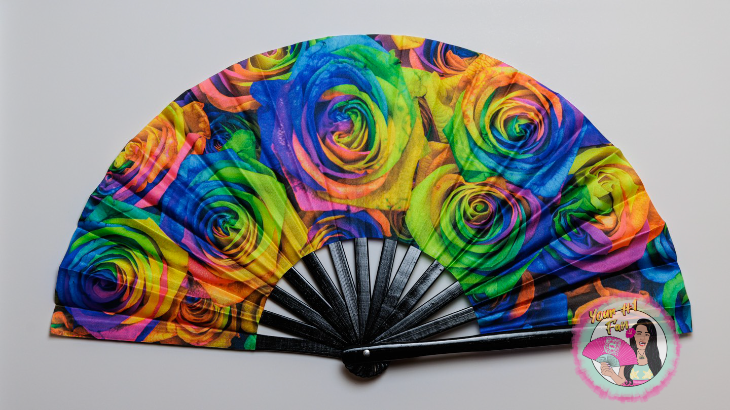 Roses (Fan)