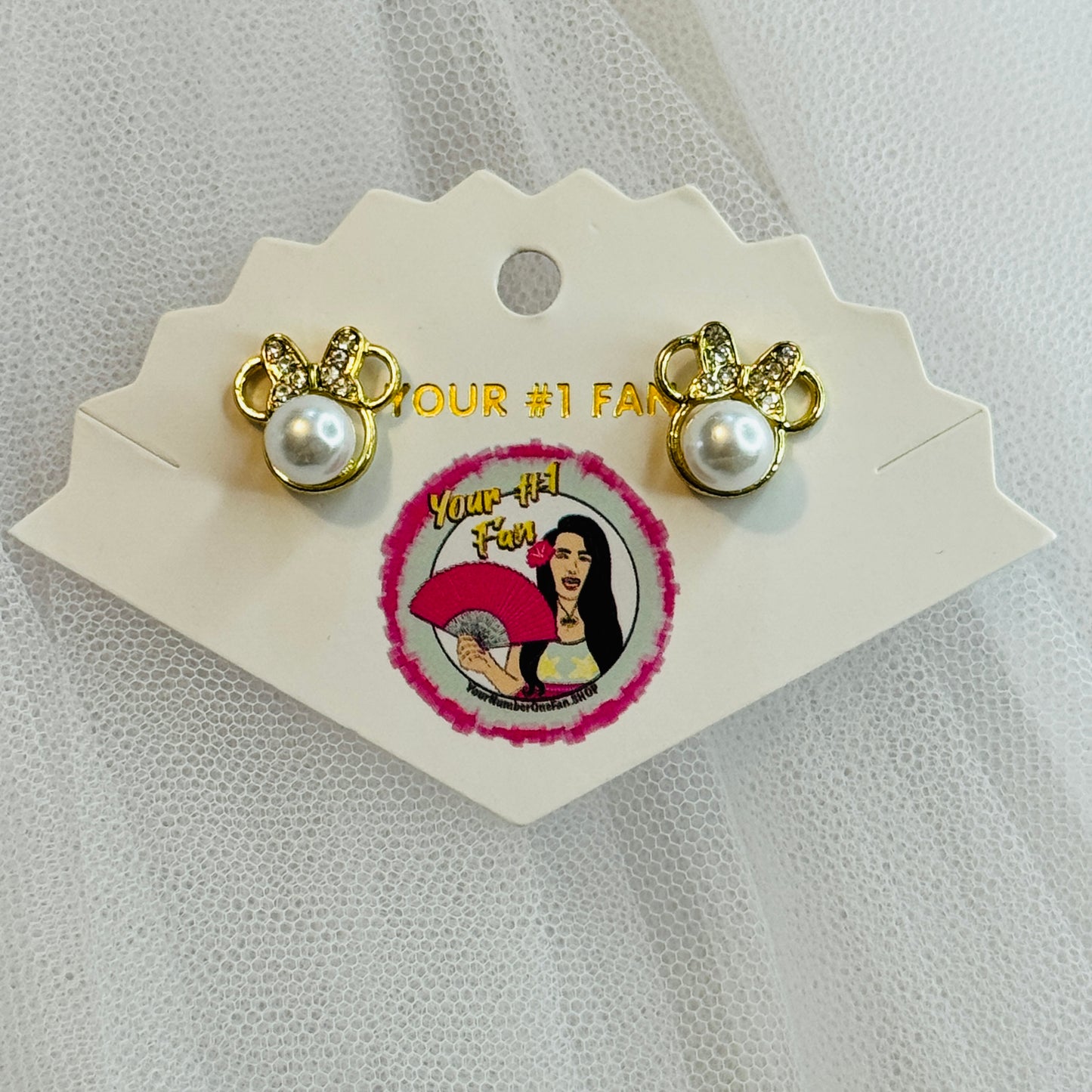 Pearl Magical Mouse (Earrings)