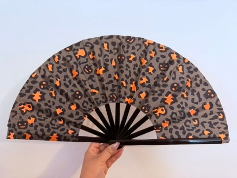 Pumpkin & Skull Leopard (Small Fan)