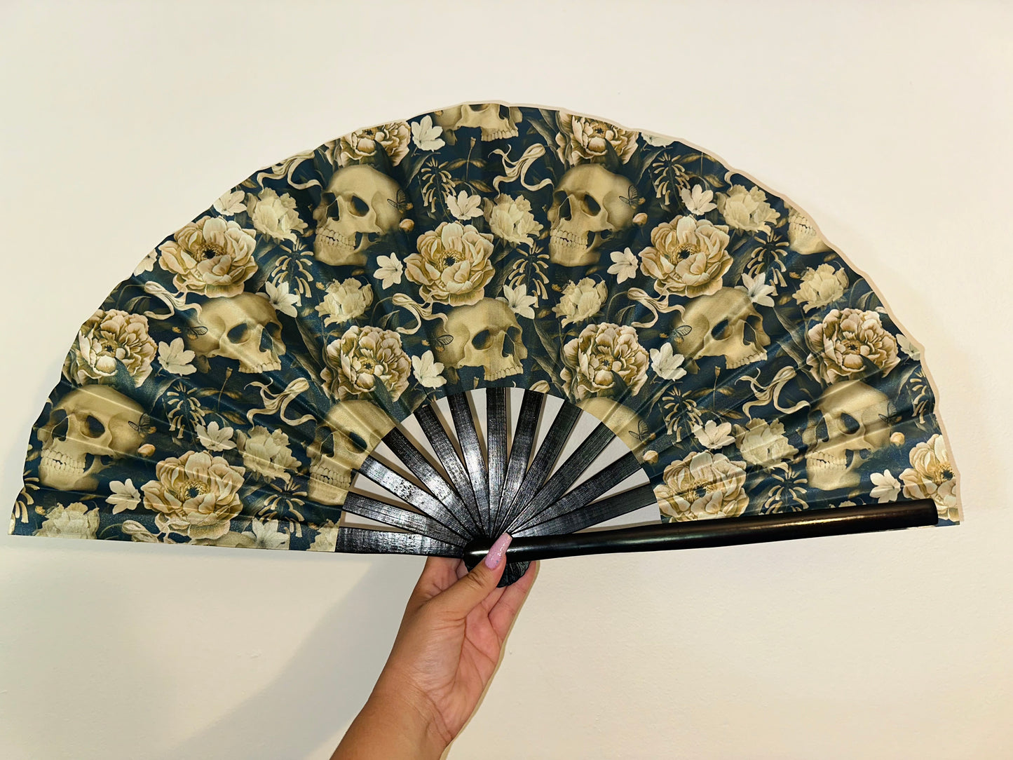 Deadly Peonies (Large Fan)