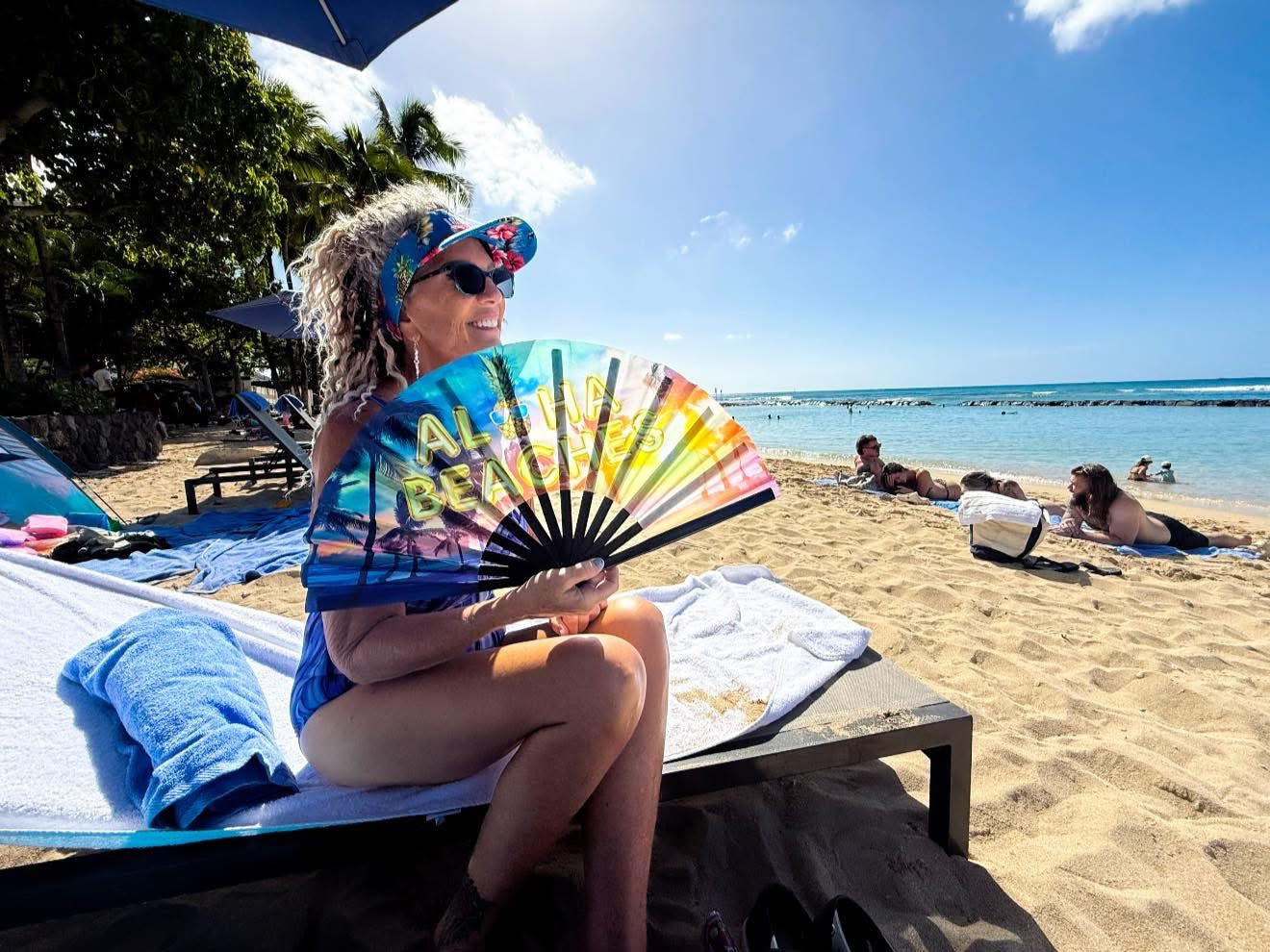 Aloha Beaches (Large Fan)